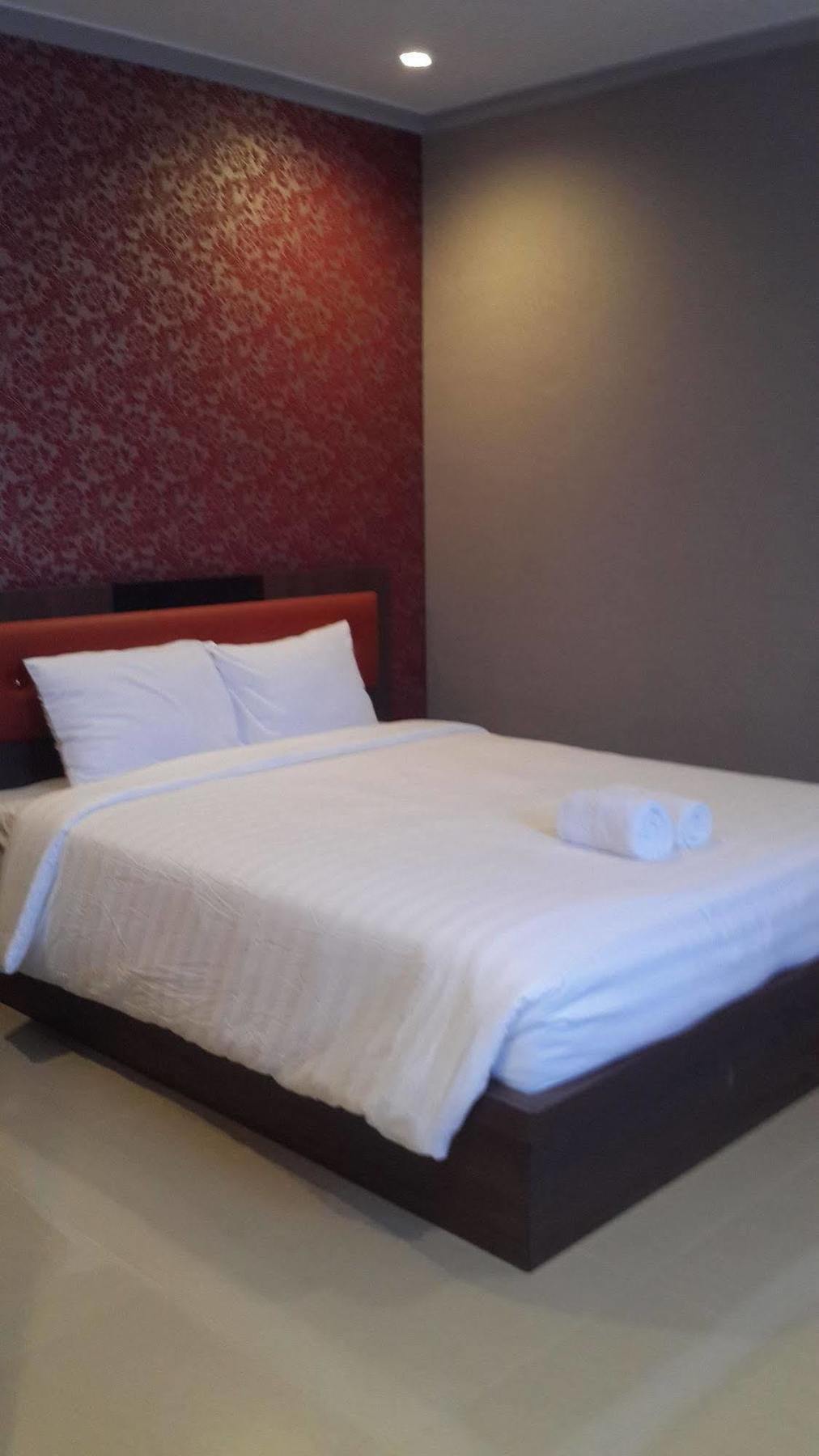 Reddoorz Plus @ Paal 2 Manado Bagian luar foto